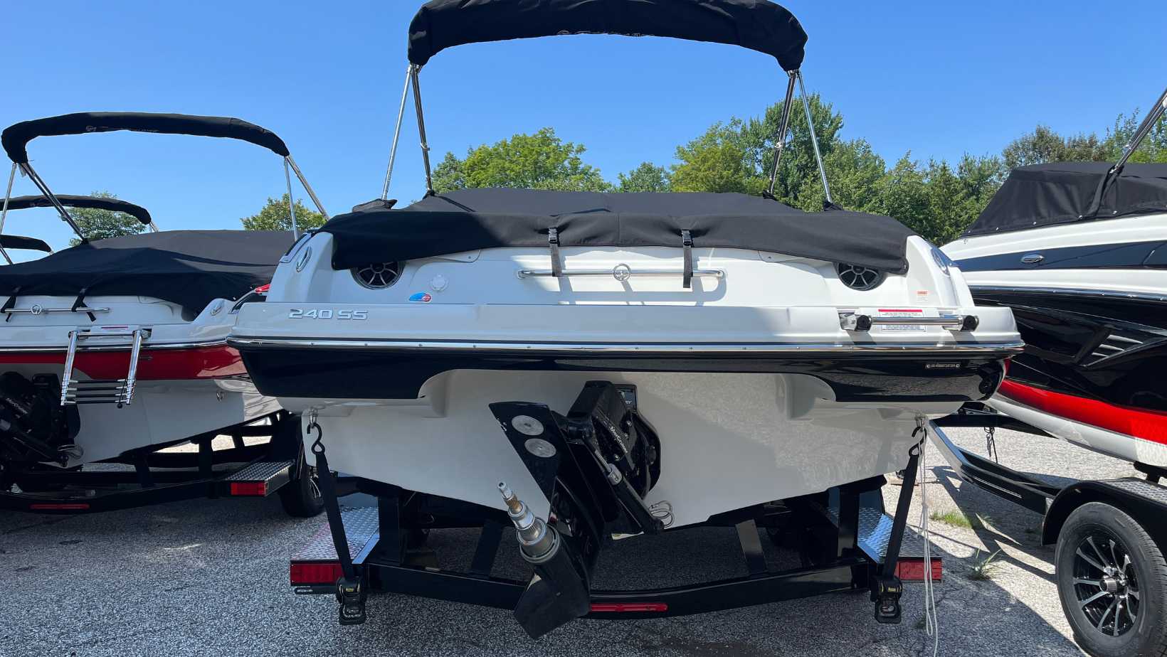 2024 Crownline 240 SS - Photo 6